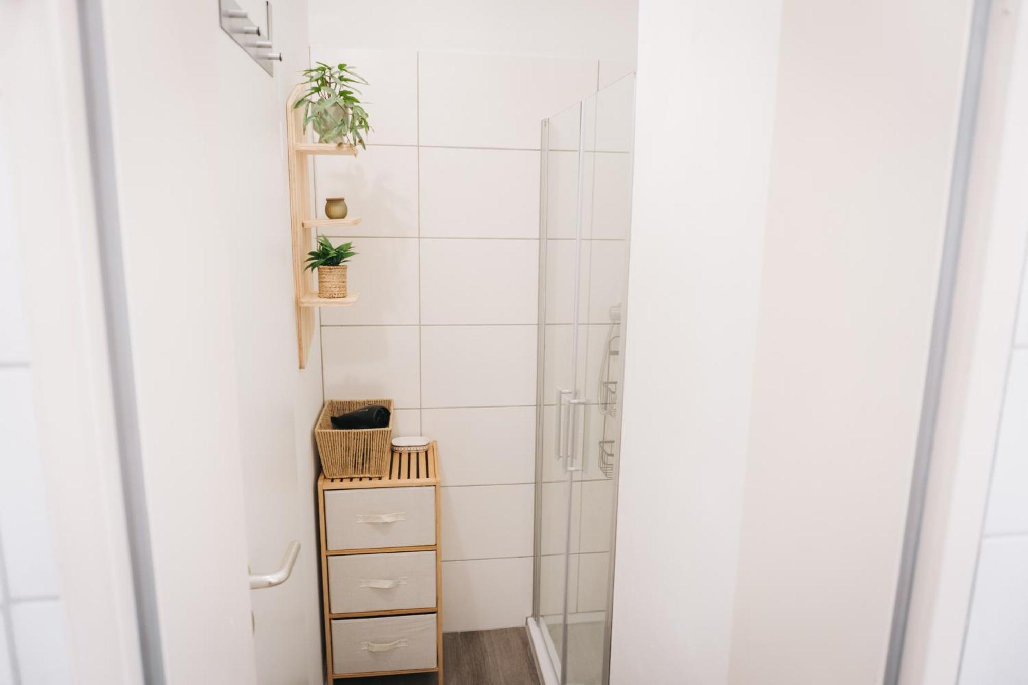 Ferienwohnung Raum Life - Vintage Loft - Heimkino Netflix - 2X Privat Parkplaetze Straubing Exterior foto
